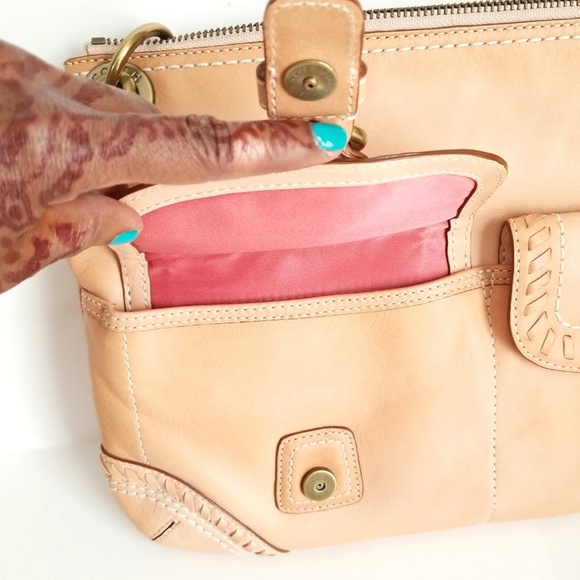 Coach Poppy Vachetta   Whipstitch Crossbody Bag - Picture 4 of 7